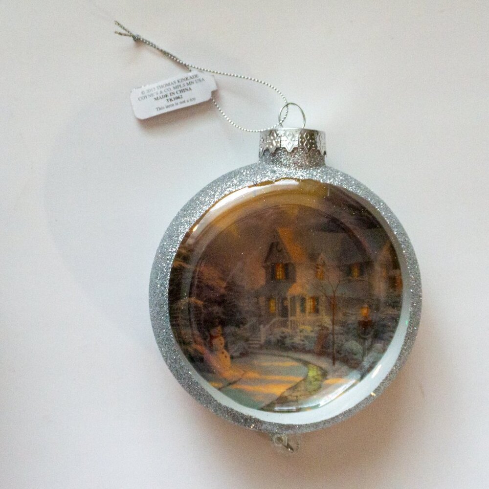 Thomas Kinkade Painter of Light 2004 Holiday Ornament Collection Glass